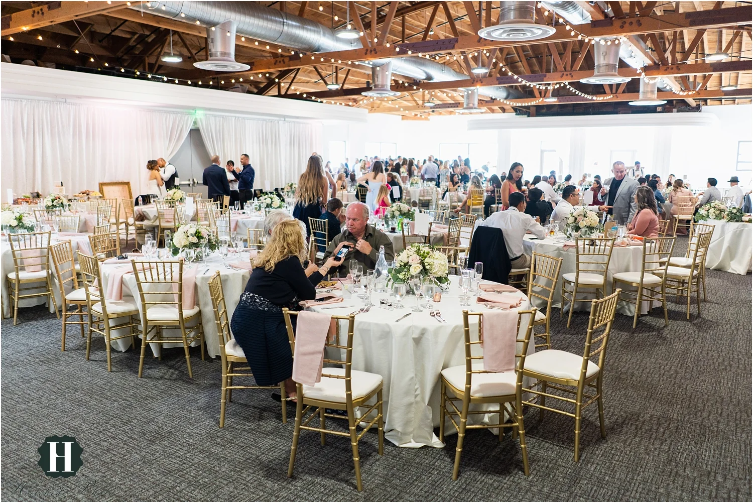 Wayfarers-Chapel-Wedding_Catalina-Room-Reception_Redondo-Beach_Palos-Verdes_Hitched-Photo091